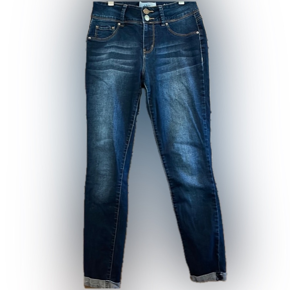 YMI Ankle Stretch Denim Jeans mid rise sz 5 Like New